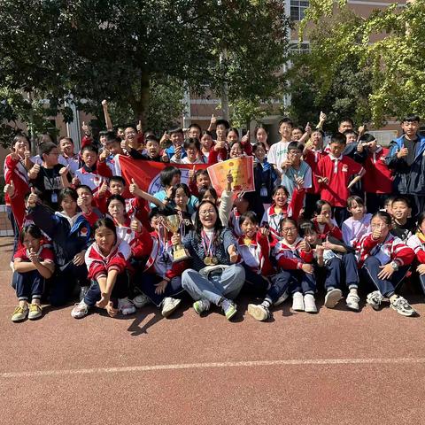 彼方尚有荣光在，少年不惧岁月长