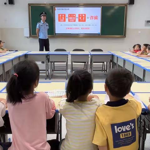 法润校园 保驾护航——德化县第八实验小学开展法治副校长进校园活动