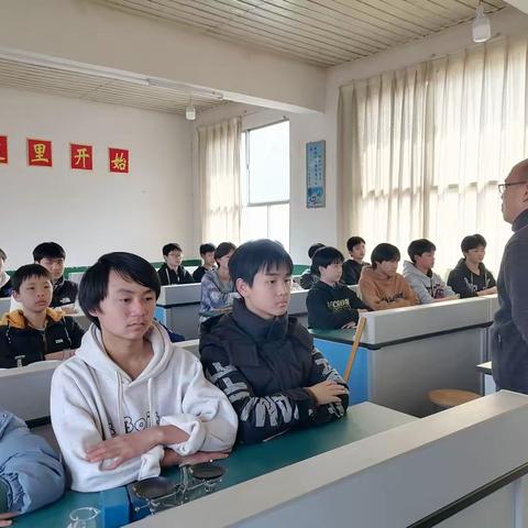 学习行为规范，做文明中学生——马江中学“三礼”教育强化训练活动