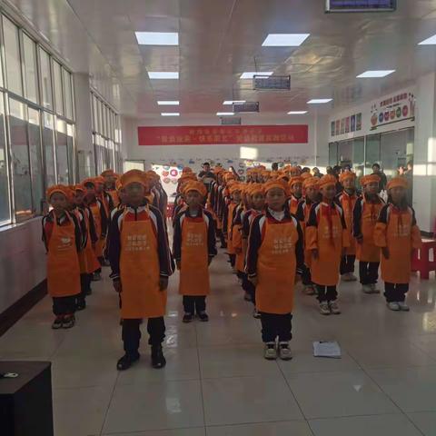 沾益区水桥小学五(5)班“我爱我家·快乐厨艺”劳动教育实践活动                                 ---- 美食记