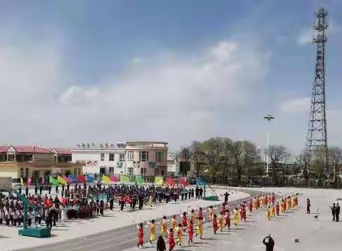 百花吐蕊迎盛会，相约赛场展英姿——合水县吉岘九年制学校第四届（2024）春季运动会开幕仪式