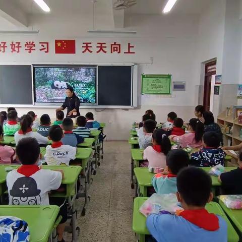 行是知之始，知是行之成---姜雪芹老师呈现劳动课《彩泥大熊猫》的精彩