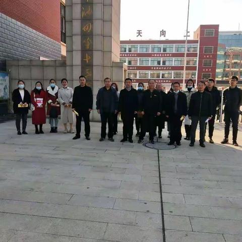 示范引领促成长，教研交流助发展--记马村乡初级中学去濮阳市油田第十三中学参加听课、教研活动。