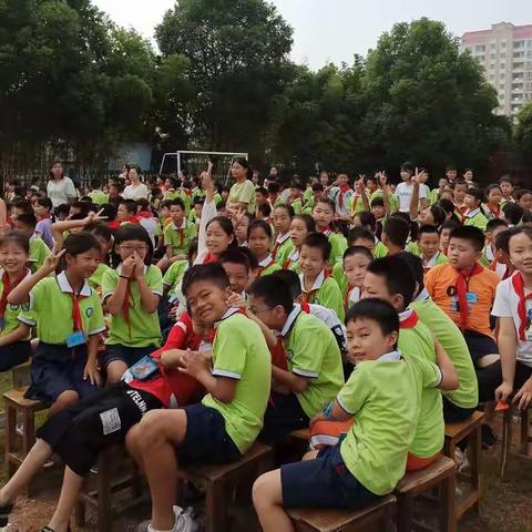 劳动留恋，最美少年 －－－记银河小学403樱花🌸中队