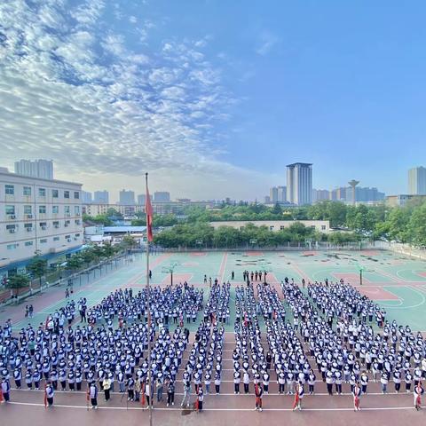 咸阳梦圆职业学校——2020级11班班主任张磊老师