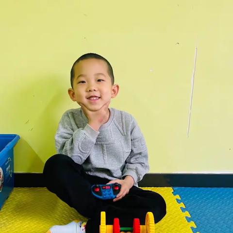 王志高   举重运动员