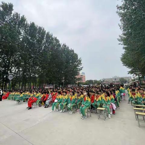 濉溪县龙华学校校园文化节—“传诵经典诗词 争做书香少年 ”小学部第三届诗词大会
