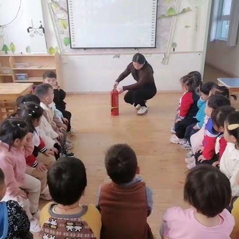 消防演练，防患未“燃”— 濮阳市市值幼儿园金堤园消防演练