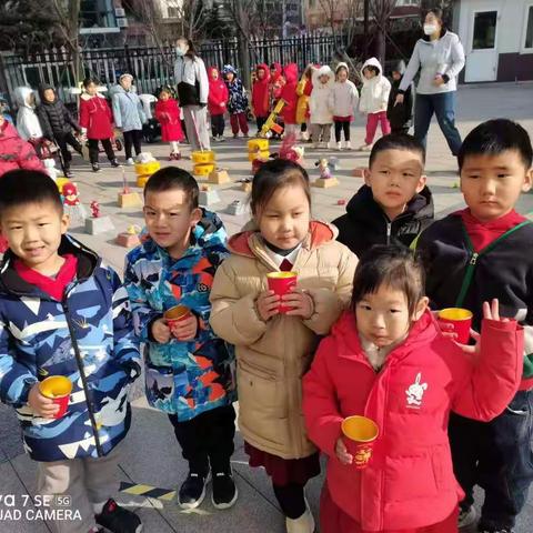 石雀滩第二幼儿园中二班——萌娃元宵逛庙会👧👦