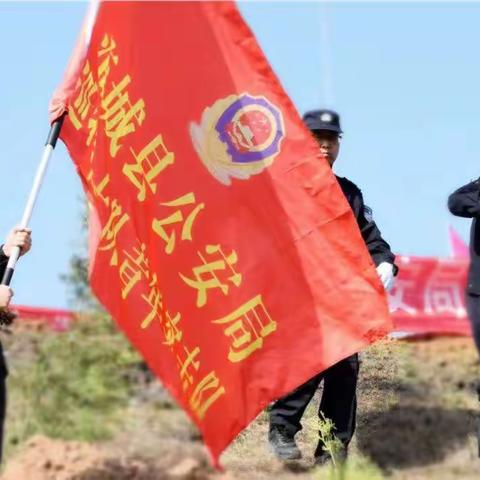 参与义务植树     播种绿色希望