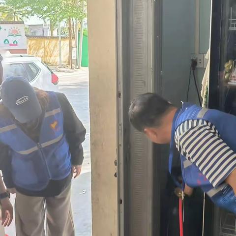 过岭村委会开展元旦假期消防安全及安全生产排查工作