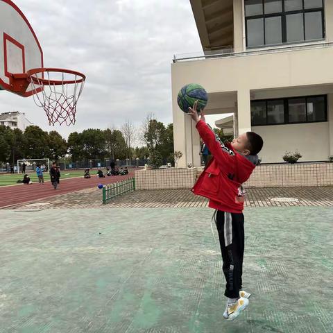 我是小小篮球员🏀