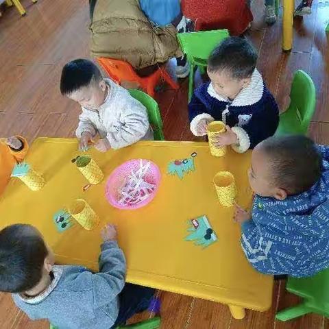 牛鼻滩公立幼儿园：我爱动手，变废为宝