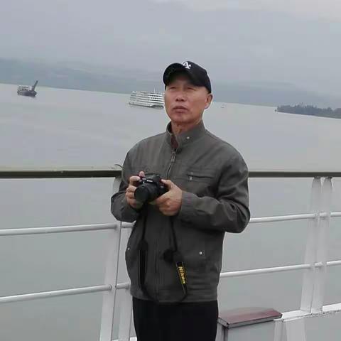 三峡之旅情难忘，砥砺奋进勇向前