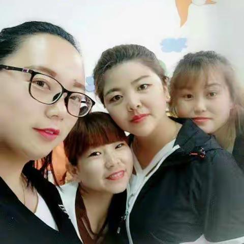 只有患难的时候，才能看到朋友的真心！友谊的精神如何！