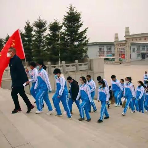 “缅怀先烈清明祭扫   继承遗志以学报国”——公主岭市第六中学清明祭扫活动纪实