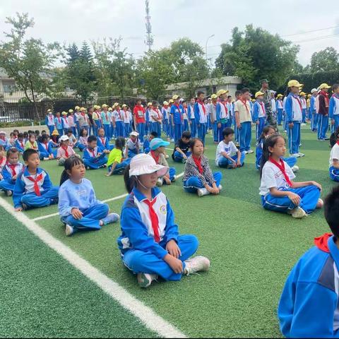 阳光小学行为习惯养成训练活动——四年级一班