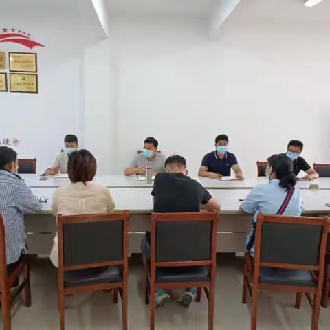 弋阳县环卫所党支部开展2022年9月份主题党日活动