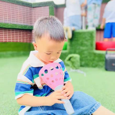 品格书香幼儿园六月第一周专注小鹿班生活记录