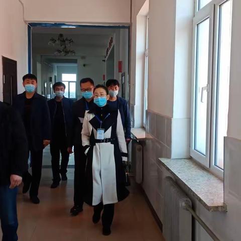 市教育局督导组到兴隆镇初级中学检查开学前准备工作