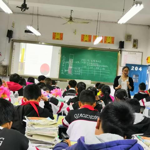 双桥中学生物组陈久易老师过五关斩六将在大足区初中“风采杯”大赛中荣获一等奖