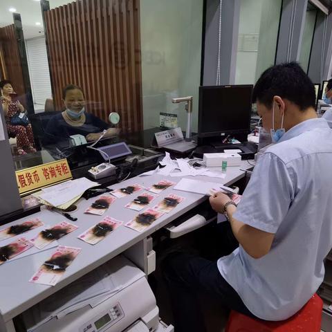 积极兑换火烧币，端午佳节暖人心