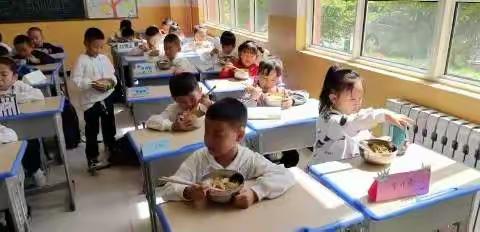 好习惯，助成长——第三小学一年级10班九月份入学行为习惯养成篇