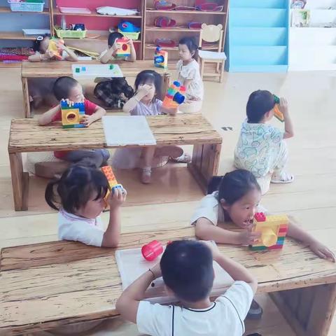 奇幻机器人（未来星小班）