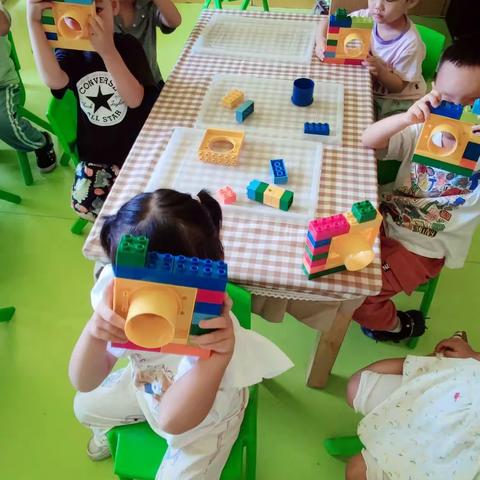 奇幻机器人（小一）