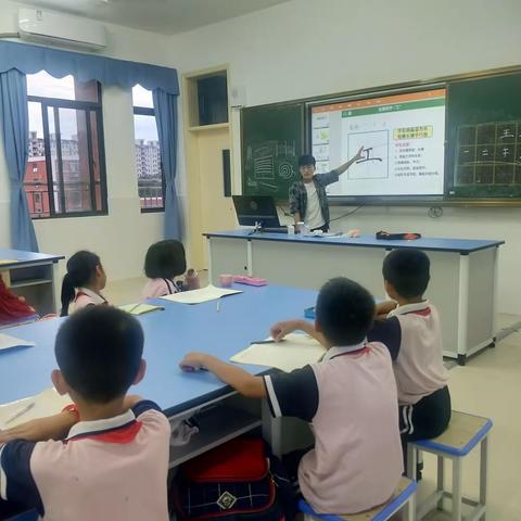 弘扬书法艺术 传承中华文化––记首都师范大学附属乐东第一小学书法社团