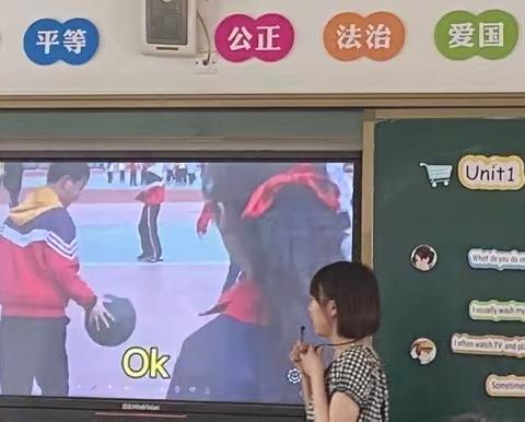 “英”你精彩，“语”你同行——记赣州市杨梅小学2021-2022学年第二学期英语组第四次专家指导课