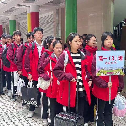 用心护学——为爱站岗