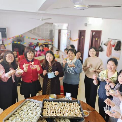 三八欢聚齐分享，巧手美食展温馨——白土镇中心小学及附属幼儿园组织开展庆祝“三八”妇女节工会系列活动