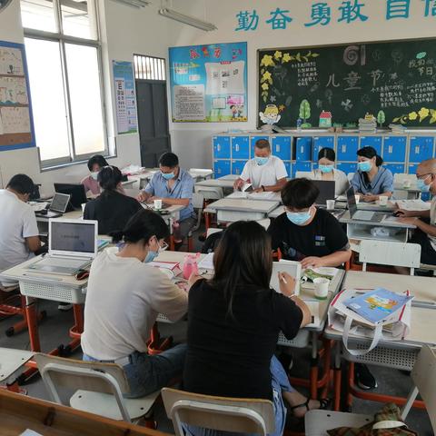 凝心聚志扬新帆，——龙泉市小学科学四年级集体备课活动