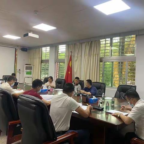 王刚副县长在县政府二楼第一会议室召开关于农村供水工程水费收缴专题会议