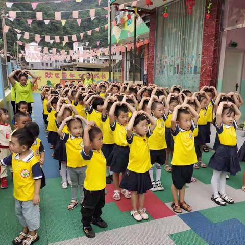 资源县快乐时光幼儿园国庆节“我为祖国过生日”联欢会