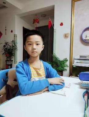 🐼东盛小学🐼二年一班 陈颢允第56期【家庭读书会】