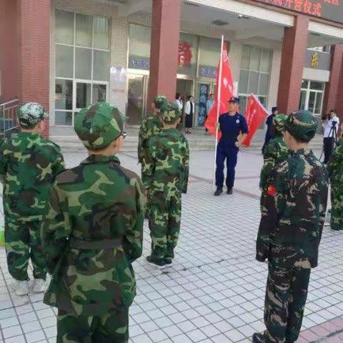 阳光的军训－－记七六班军训掠影