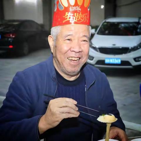 重阳节电院三支部为老同志祝寿