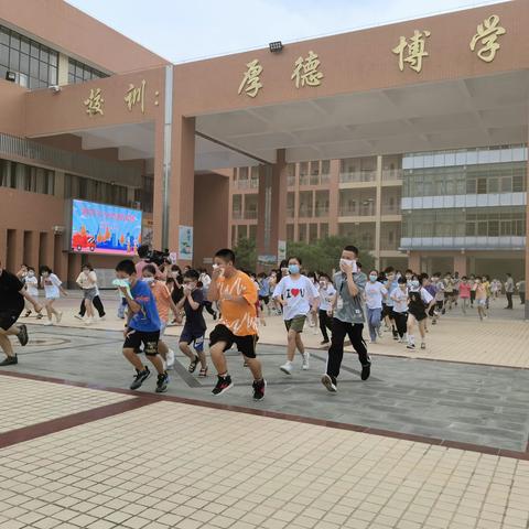 心系安全 警钟长鸣——恩城第一小学开展消防安全疏散演练