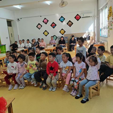 视导明方向       教研促成长—— 热烈欢迎市教科院来乔羽小学幼儿园进行常规教学视导工作