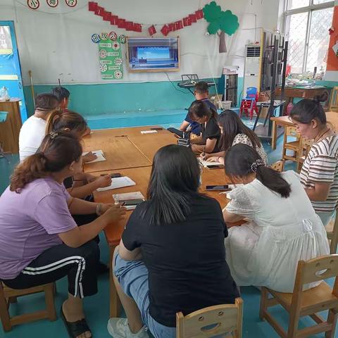 壮岗中幼暑期线上学习 ——中国学前教育研究会首届圆桌会议