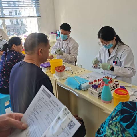 纬北路街道计生协：关爱计生特扶家庭，健康体检暖人心