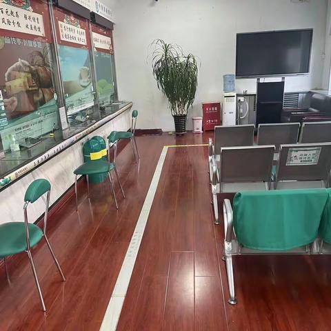 2023年第一个6S 管理“清洁日”，主题是：清理春节期问宣传物品，净化网点厅堂环境。