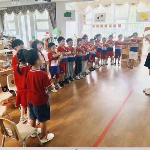 睿德姆幼儿园（金信园）208中班一日活动总结8月7日星期一