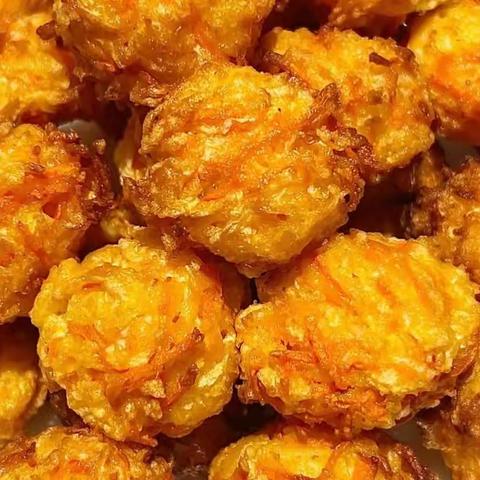 “食”光美好.尽“膳”尽美——小一班烘焙课炸萝卜丝丸子