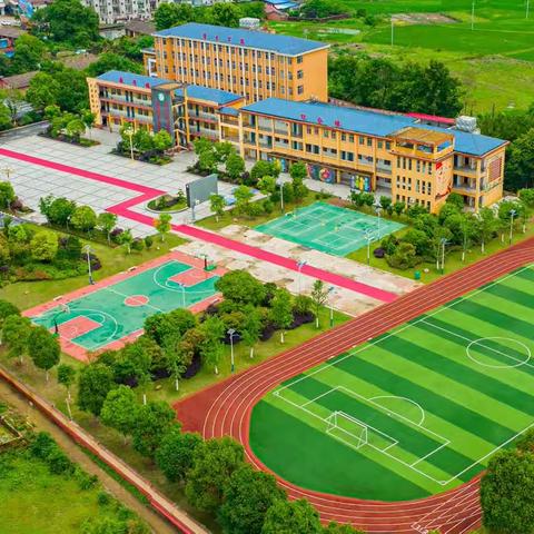 家校同心，与爱同行——春涛镇中心小学2023年春季家委会纪实