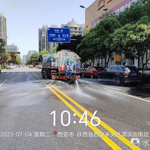 深化雨后保洁作业，确保环境干净整洁