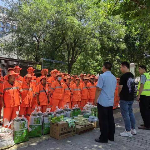 防暑降温绿豆汤，关爱员工送清凉