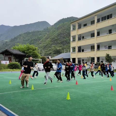 携手共建“教共体”，赋能教育均衡——开展金岸、蔡源综合组教育教学研训活动